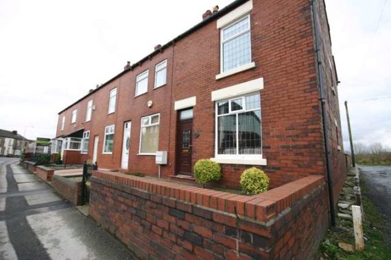 2 Bedroom End of Ter...